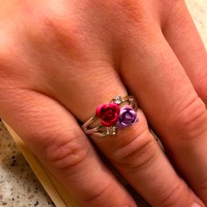 Silver ring with flowers